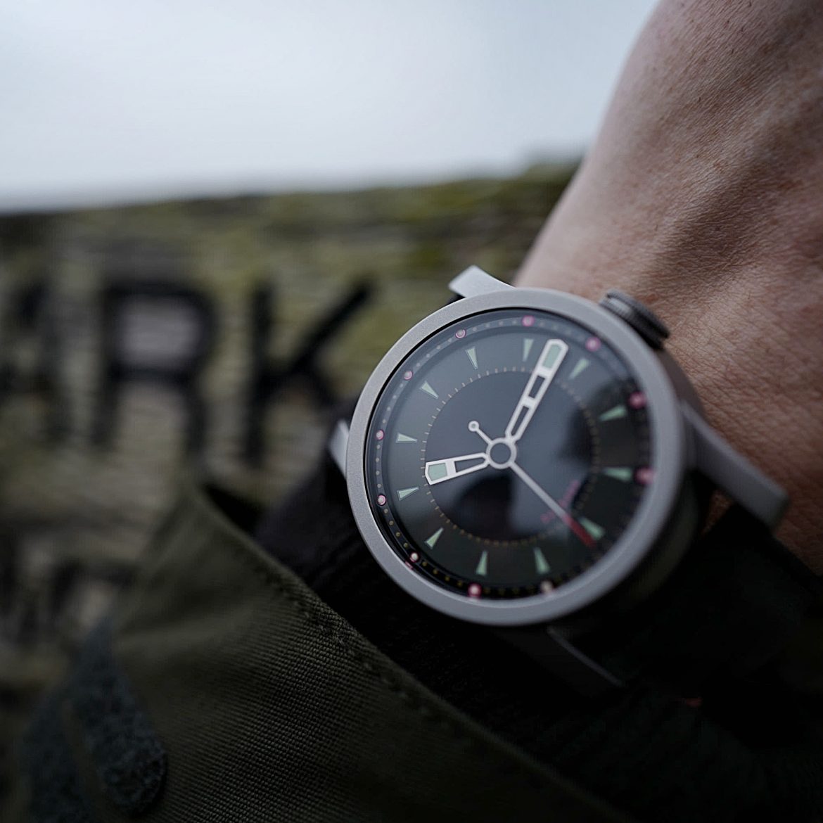 Daymark watch